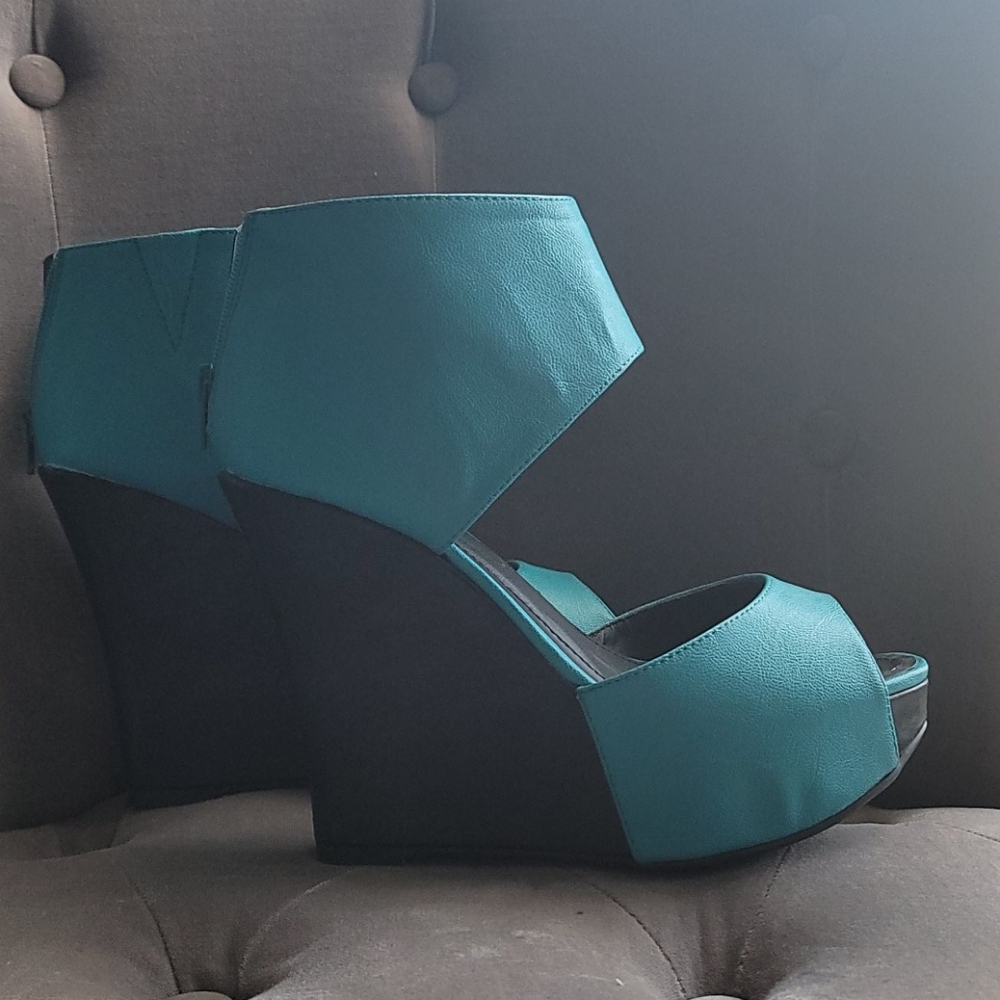 Women's wedges